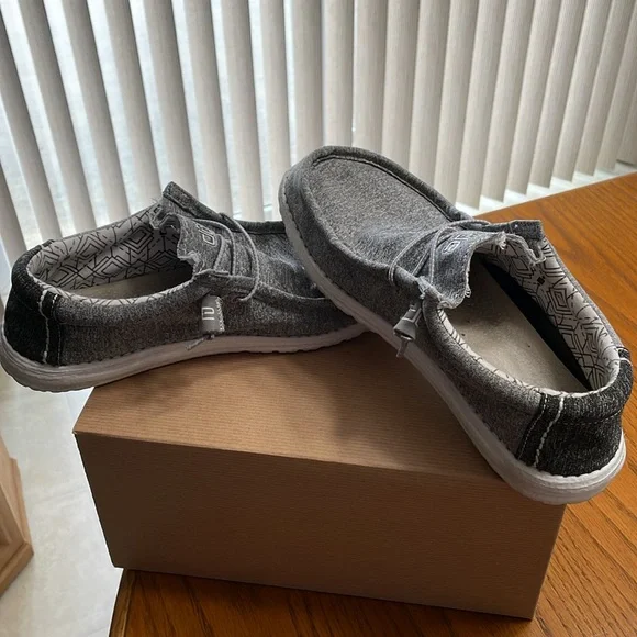 Hey Dude Wally B Stretch Shoes - Picture 8 of 14